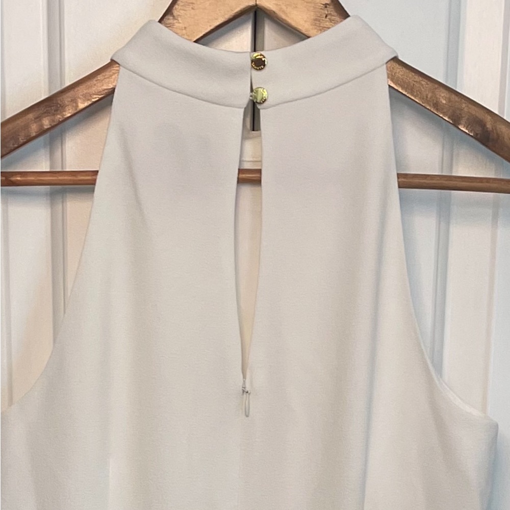 Vince Camuto trousseaus size 6 color white ivy